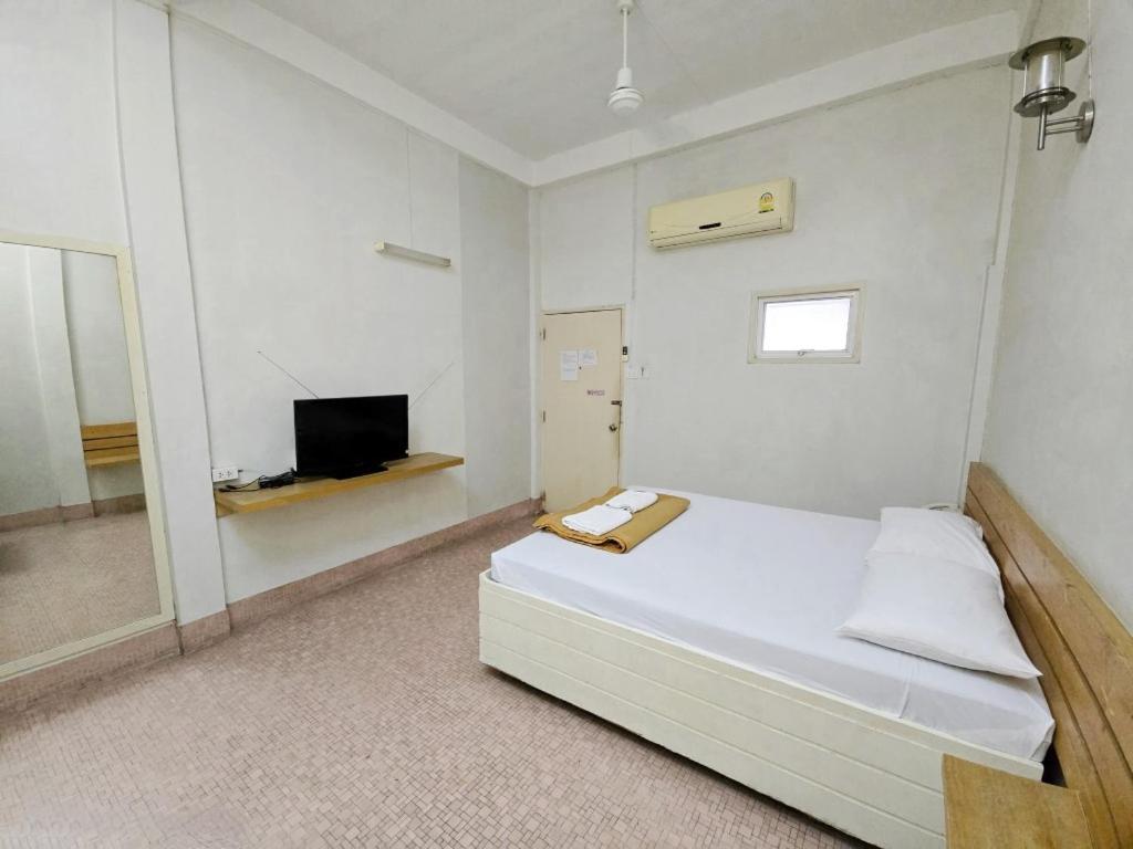 Rajata Hotel Бангкок Екстер'єр фото