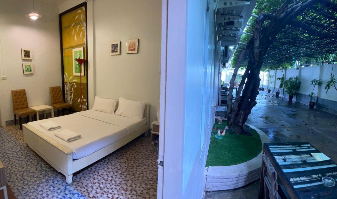 Rajata Hotel Бангкок Екстер'єр фото